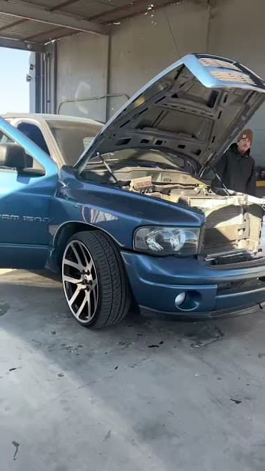 L.A Stereo & window tint image 5