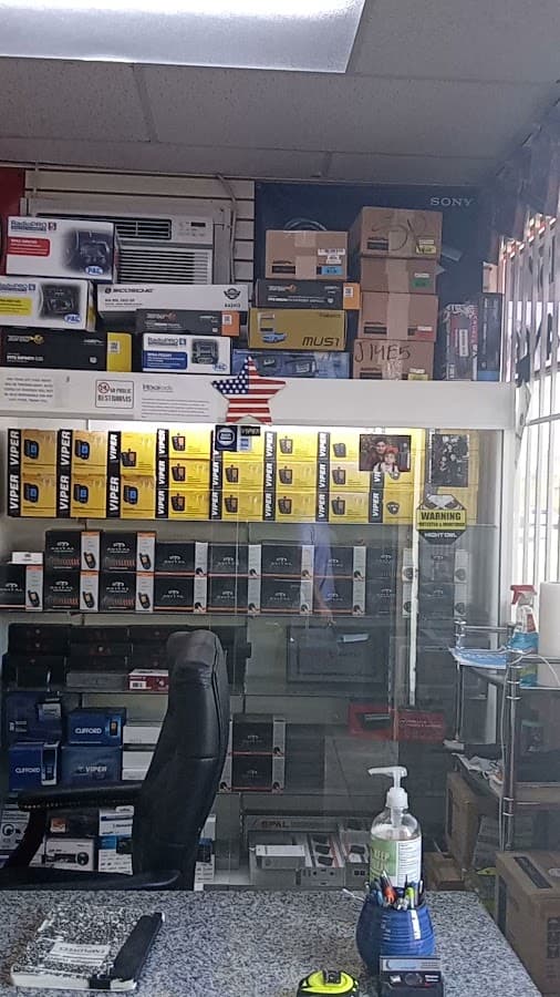 Auto Stereo of Riverside image 2