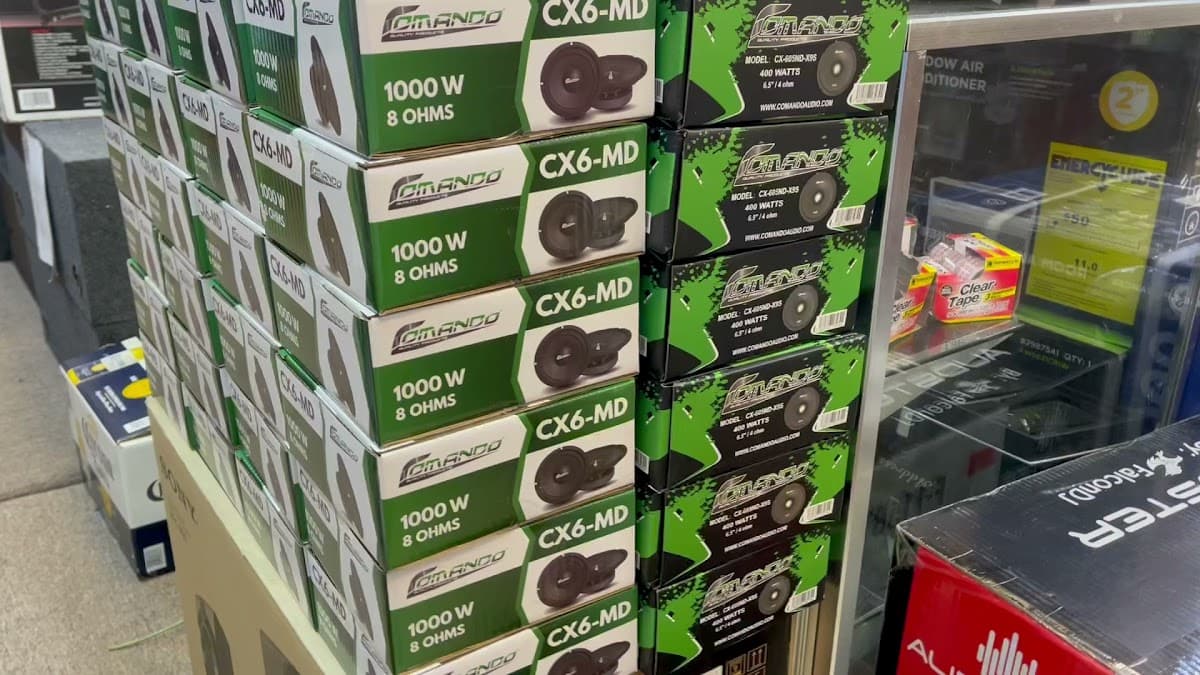 EZ PLUS, WINDOW TINT, CAR AUDIO, ALARM & REMOTE STARTED car audio shop in Camden, New Jersey photo 2