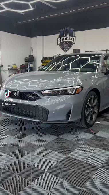 L.A Stereo & window tint image 9