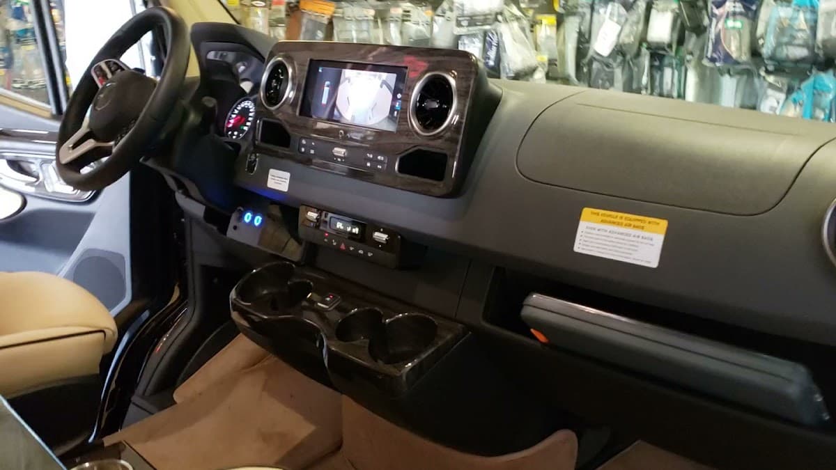 A to Z Car Stereo image 8