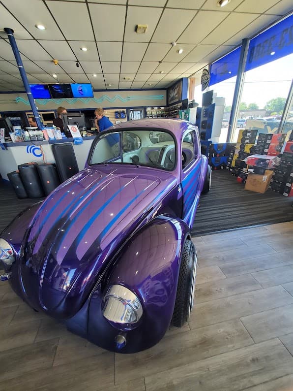 Creative Audio car audio shop in Joplin, Missouri photo 3