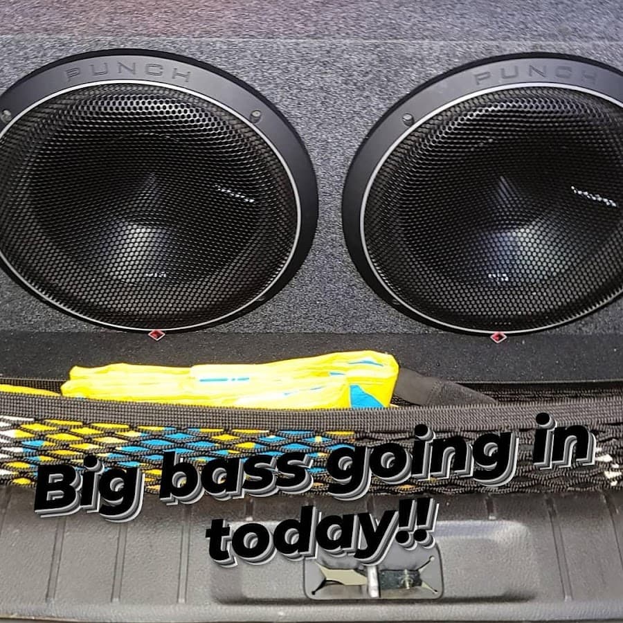 Elite Car Stereo image 5