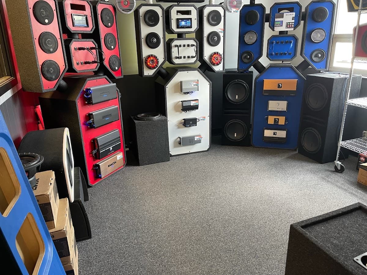 Heartland Audio car audio shop in Omaha, Nebraska photo 7