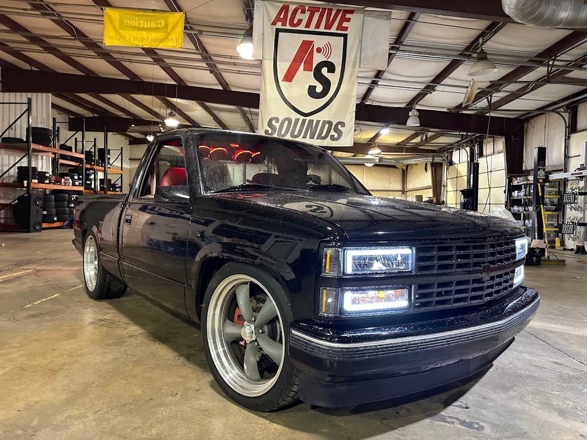 Active Sounds Customs car audio shop in Kernersville, North Carolina photo 10