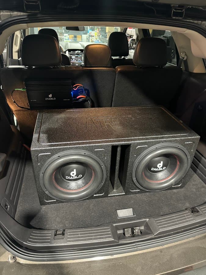 AJ Electronics Chicago image 7