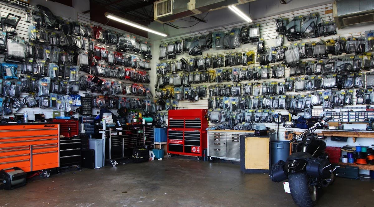 Sound Solutions car audio shop in Greensboro, North Carolina photo 4