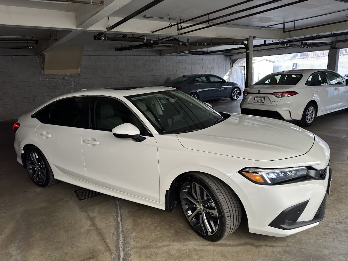 Elite Audio Hollywood image 2