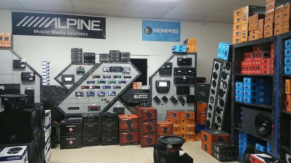 KING KONG CUSTOMS car audio shop in Albuquerque, New Mexico photo 3