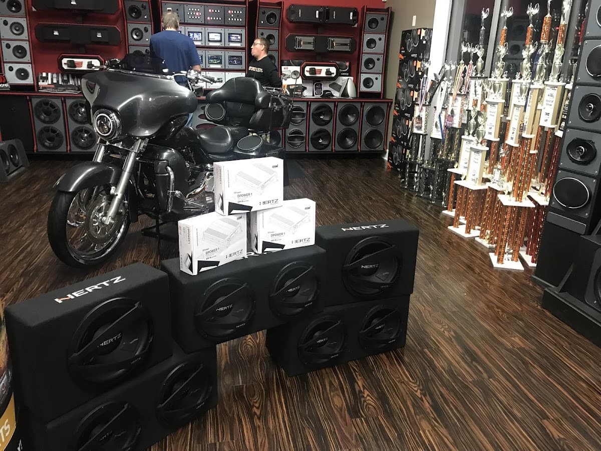 Audio Specialists car audio shop in Clarksville, Tennessee photo 8