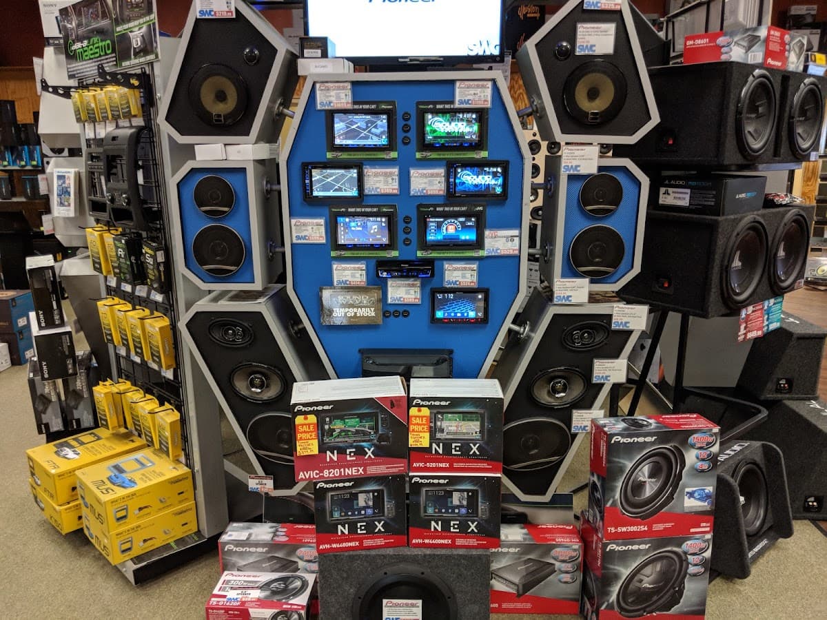 Sound Wave Customs car audio shop in Virginia Beach, Virginia photo 6