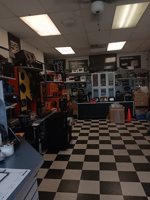 Custom Factory Installation car audio shop in Woodbury, New Jersey photo 6