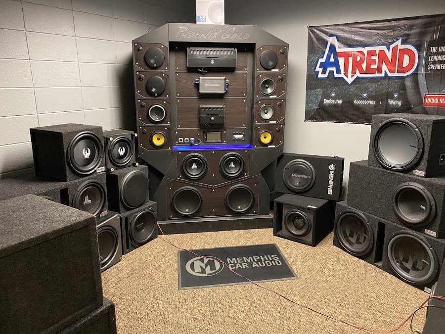 Dashboard Electronics car audio shop in Sioux Falls, South Dakota photo 4