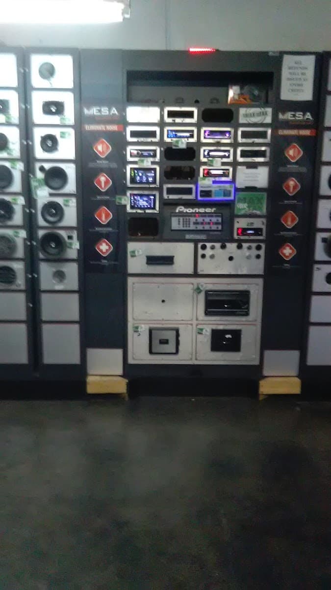 Hi-Fi Cruisin' image 6