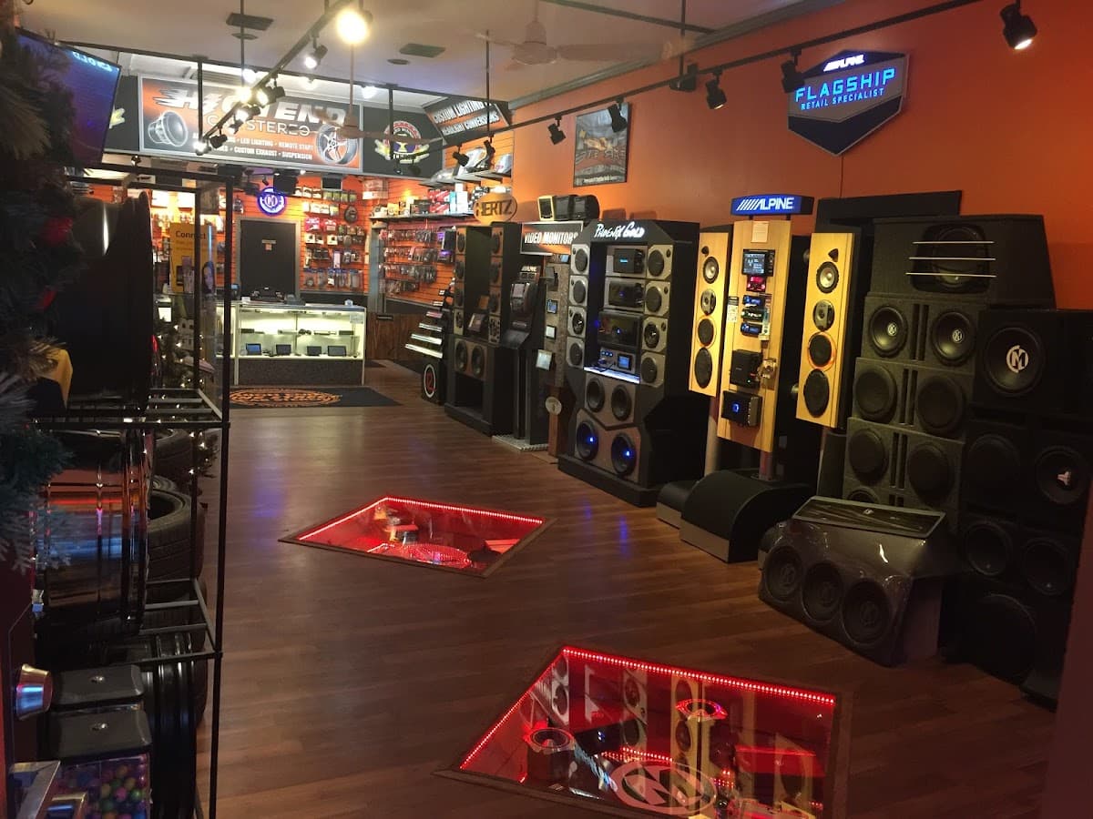 High End Vine Street Car Stereo inc car audio shop in Philadelphia, Pennsylvania photo 10