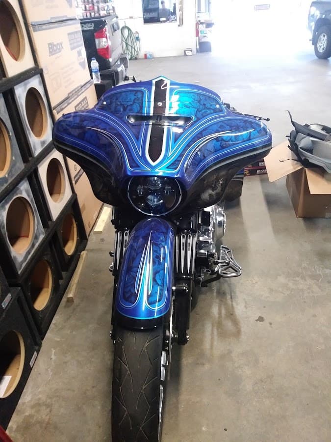 Car Sound car audio shop in Des Moines, Iowa photo 5