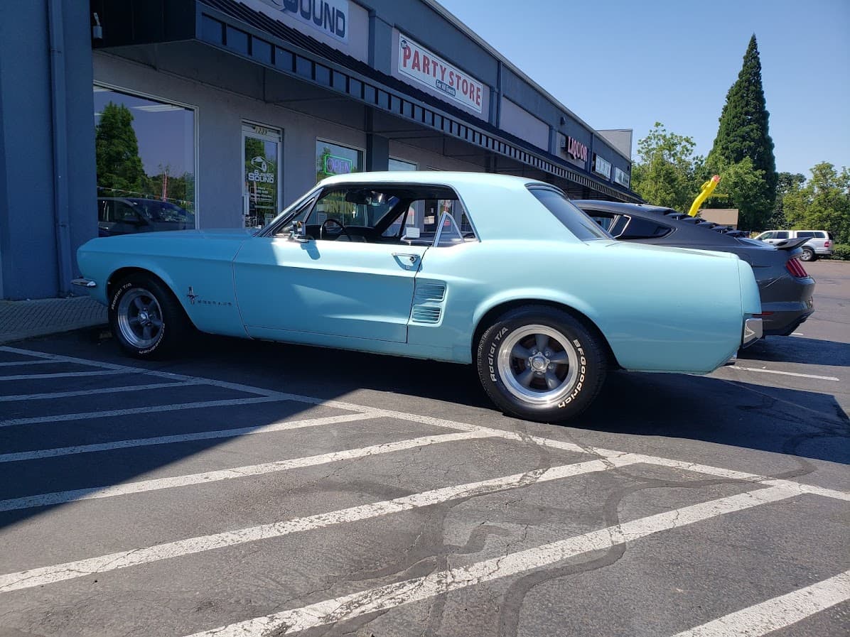 Superior Sound car audio shop in Albany, Oregon photo 9
