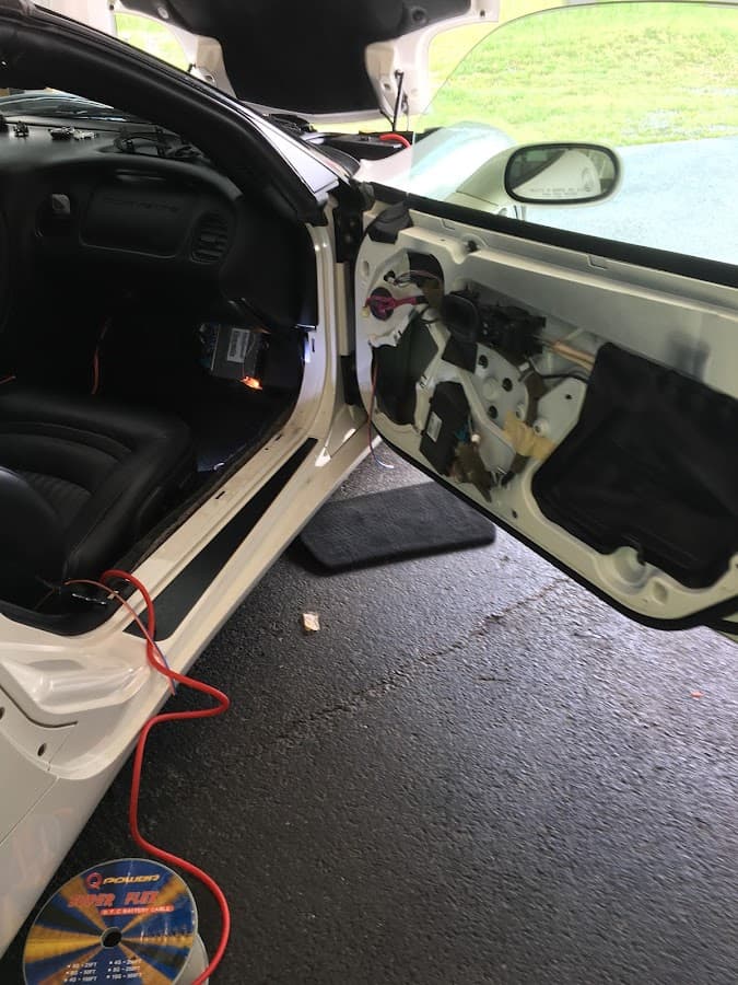 Audio Underground car audio shop in Johnson City, Tennessee photo 4