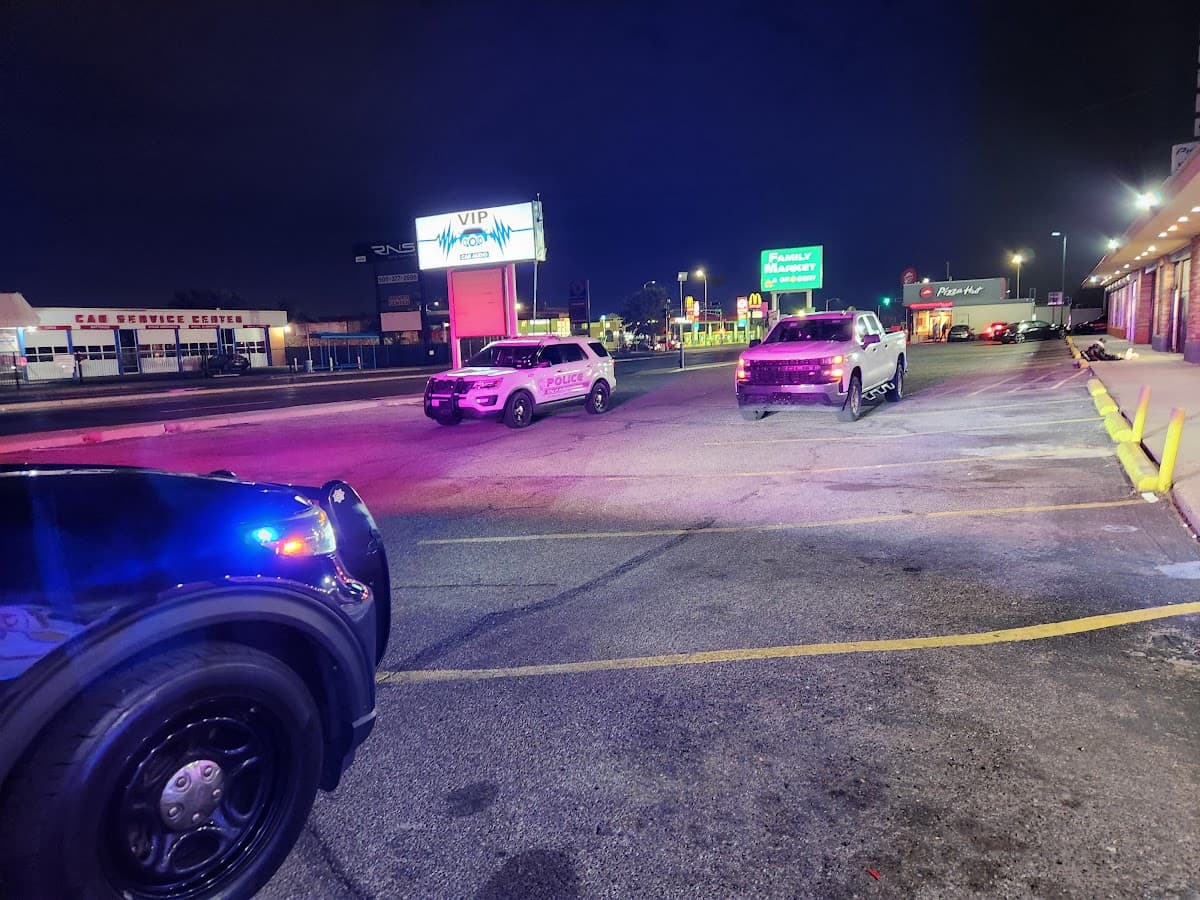 VIP Car Audio car audio shop in Albuquerque, New Mexico photo 4