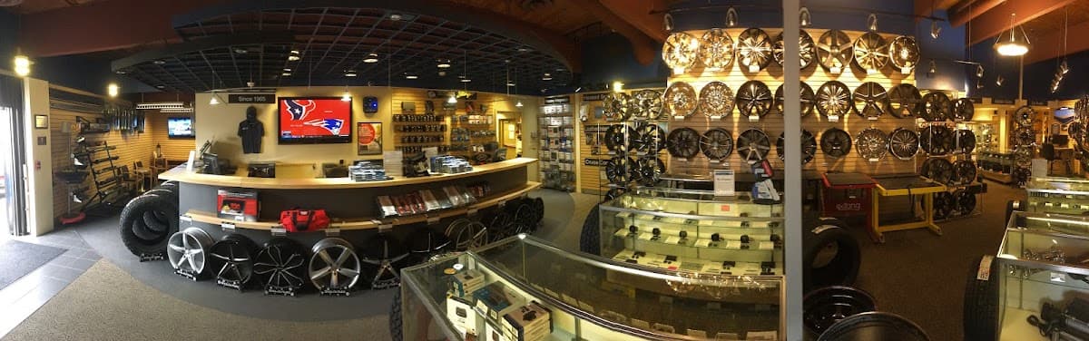 Snow's Auto car audio shop in Spokane, Washington photo 9