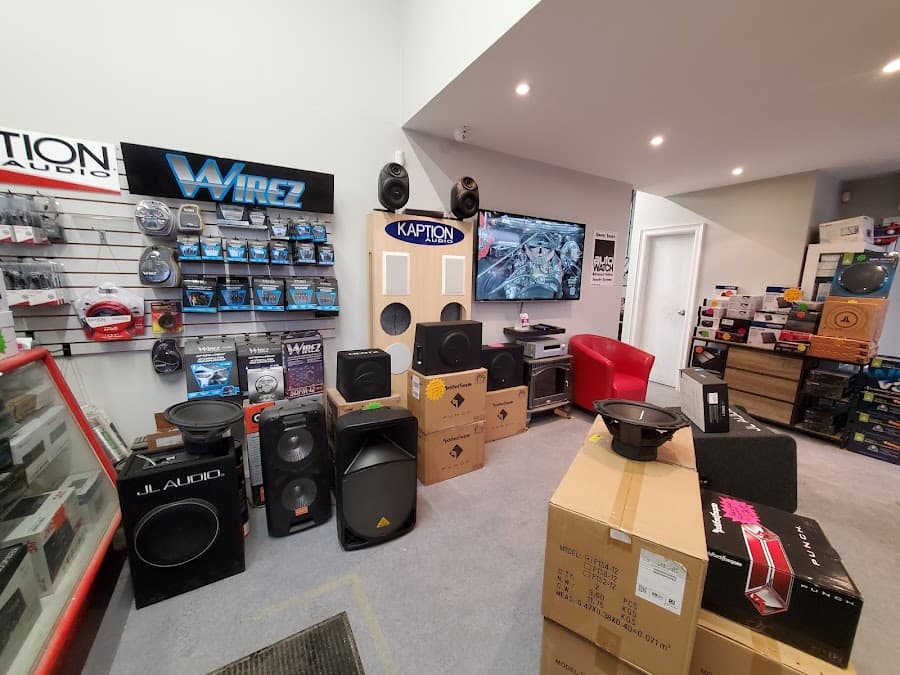 Milton Car Audio Plus Home car audio shop in Milton, Ontario photo 6