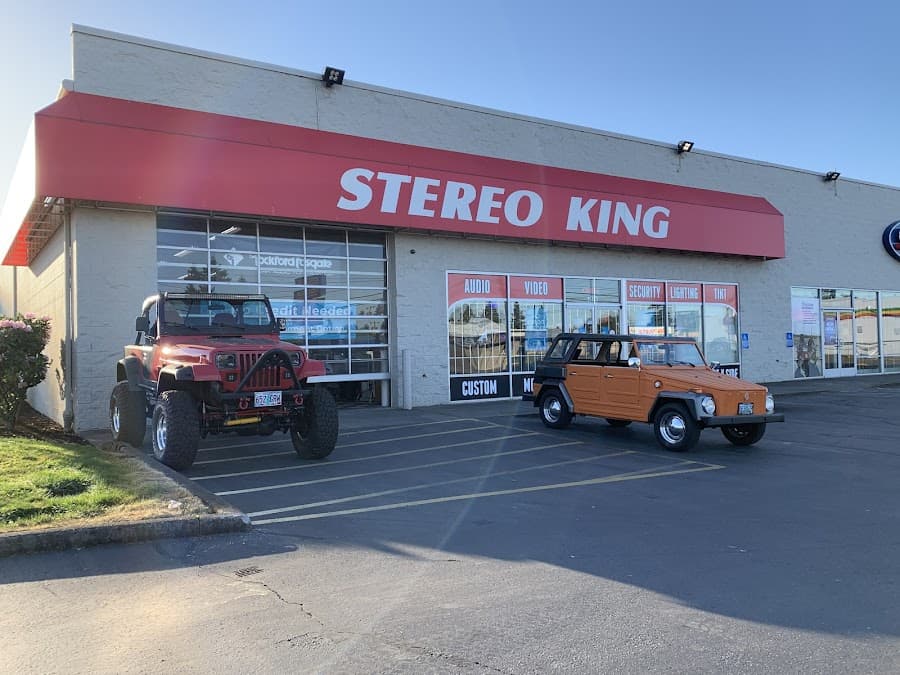 Stereo King Salem car audio shop in Salem, Oregon photo 7