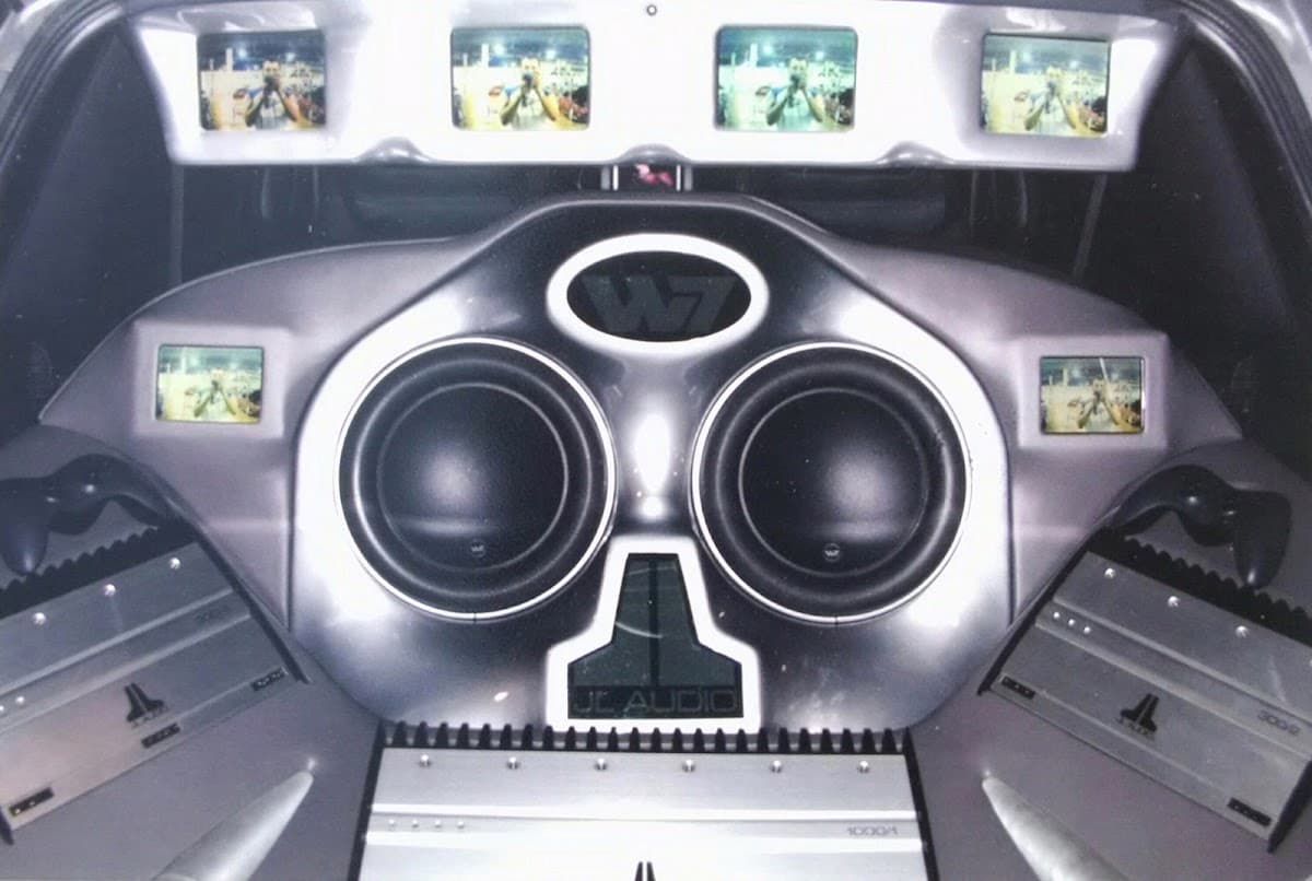 Ride Revolution/Tier One Motoring car audio shop in Pottstown, Pennsylvania photo 10