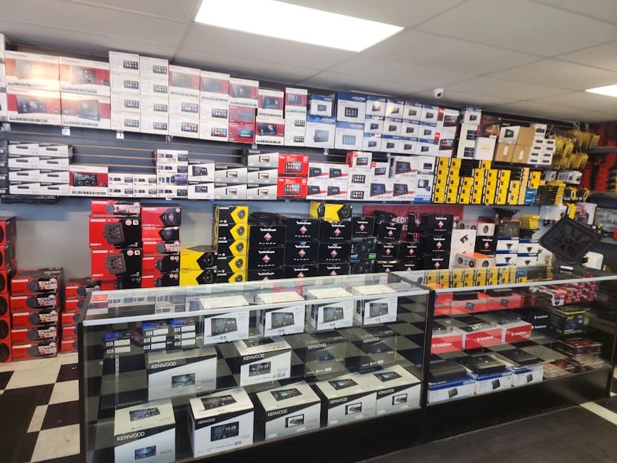 L.A Stereo & window tint image 4