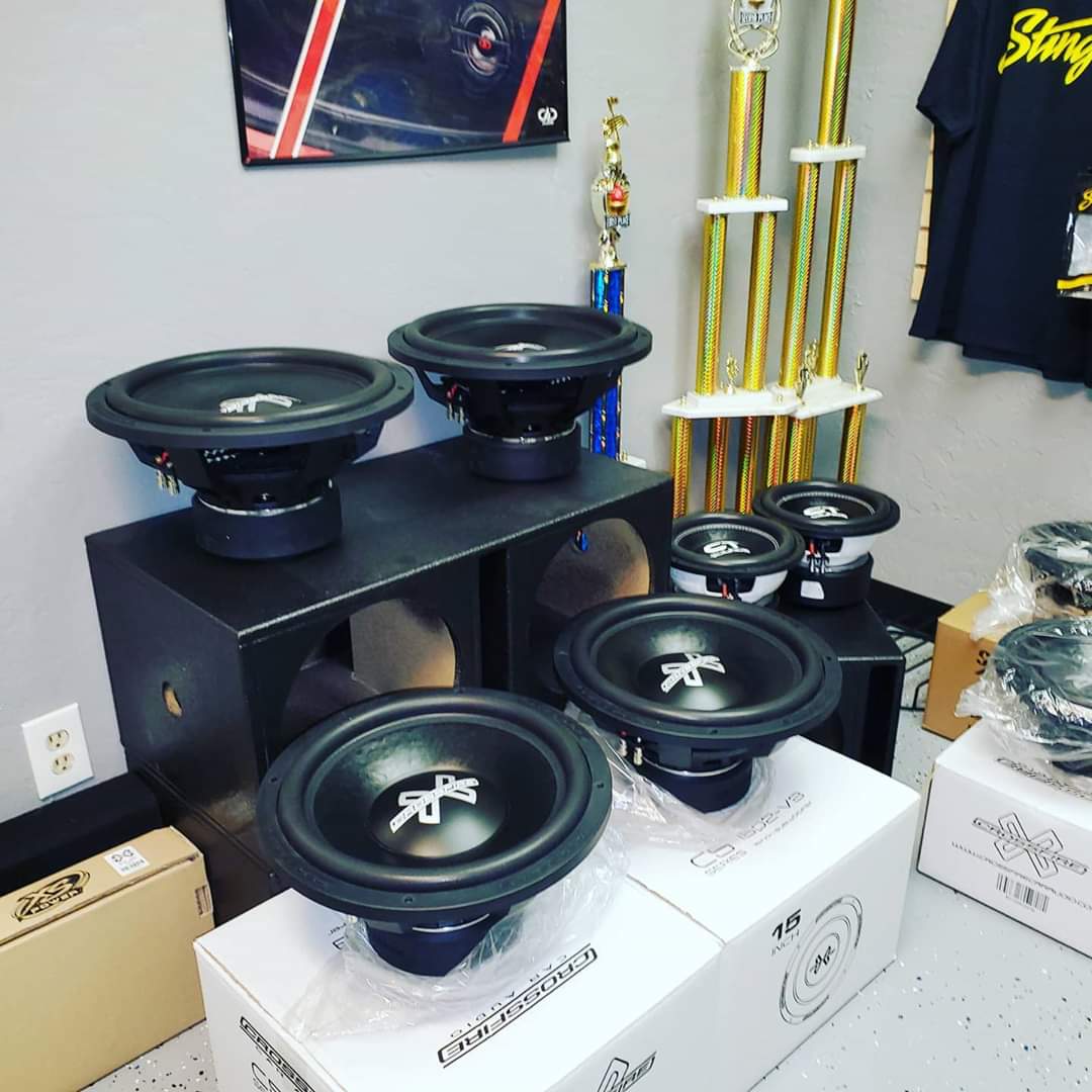 405 Car Audio image 2