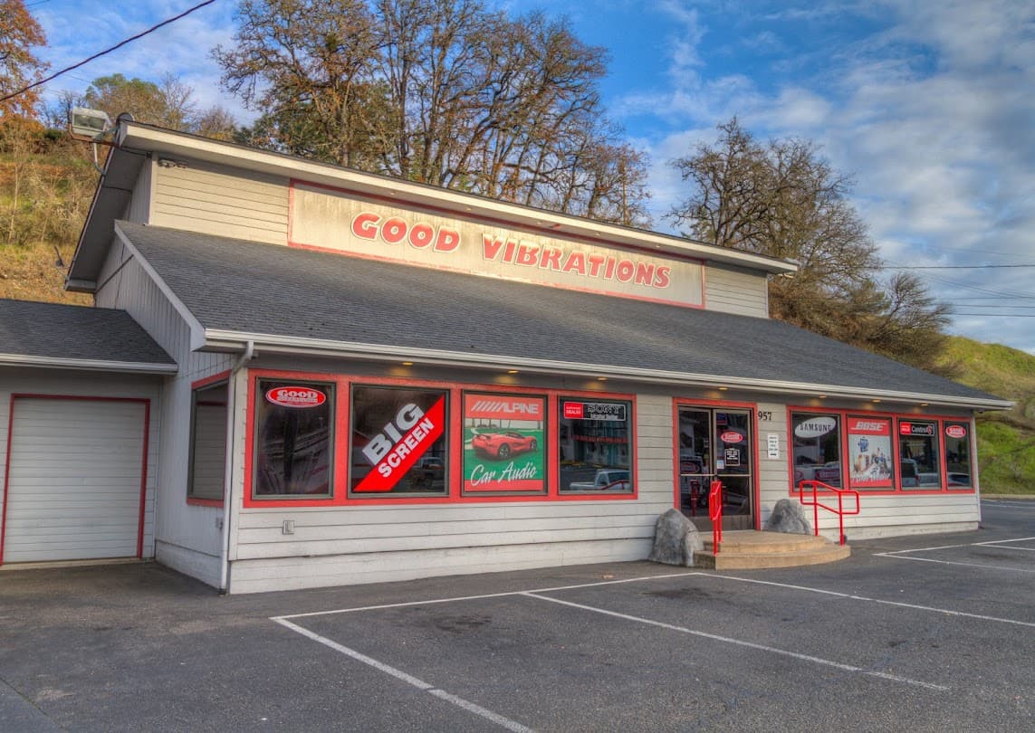 Good Vibrations car audio shop in Roseburg, Oregon photo 3