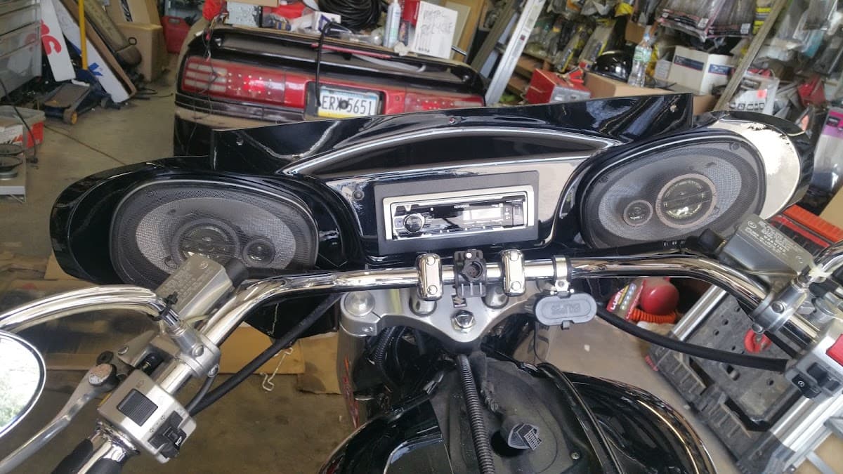 Custom Factory Installation car audio shop in Woodbury, New Jersey photo 3