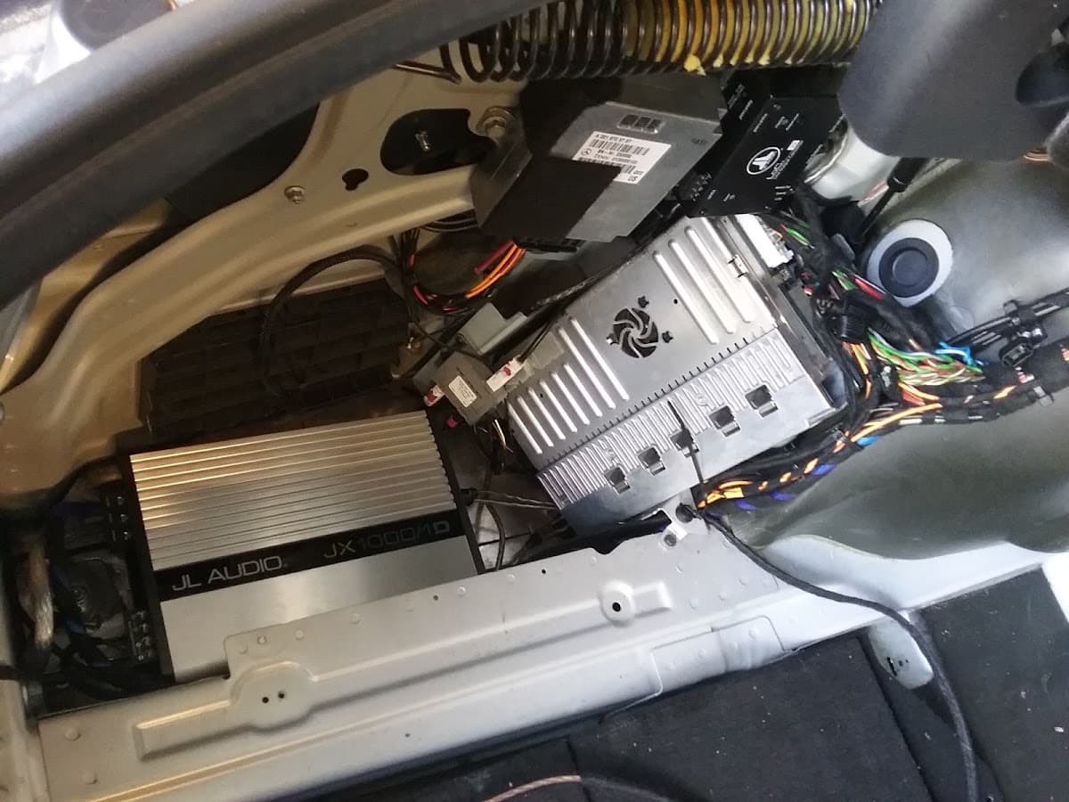 Pro Audio & Accessories car audio shop in Winchester, Virginia photo 8