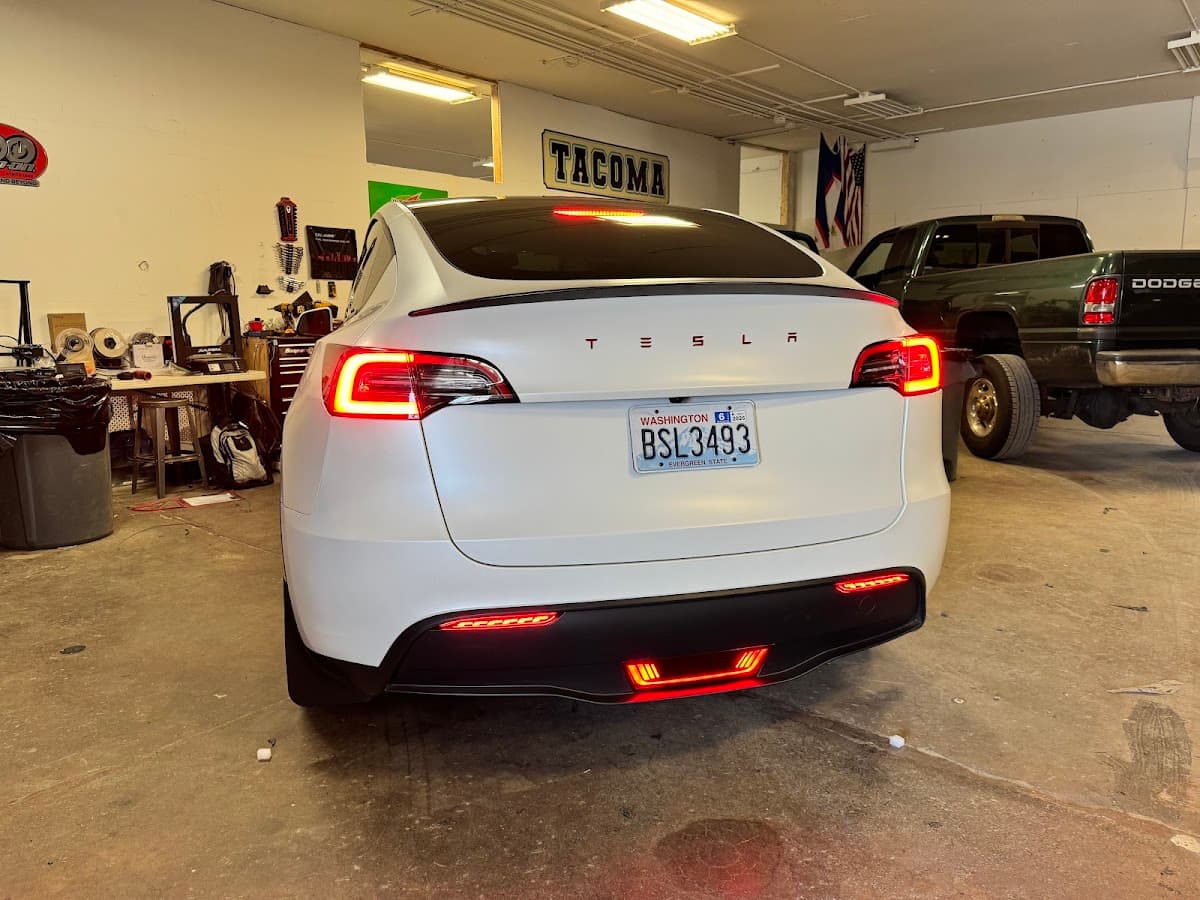 Rainier Audio car audio shop in Tacoma, Washington photo 2