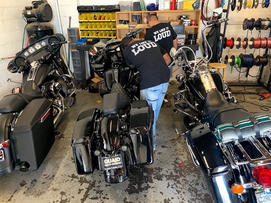 L.A Stereo & window tint image 10