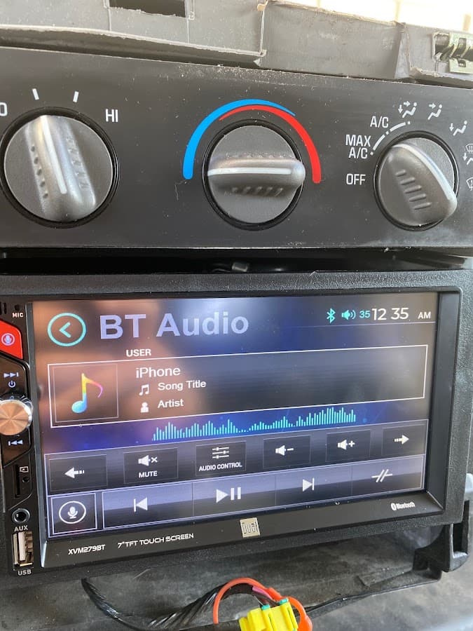 U Mart Car Audio image 5