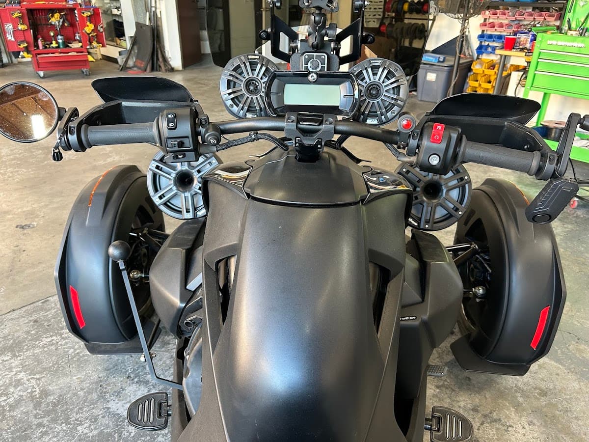 Stereo Warehouse image 4