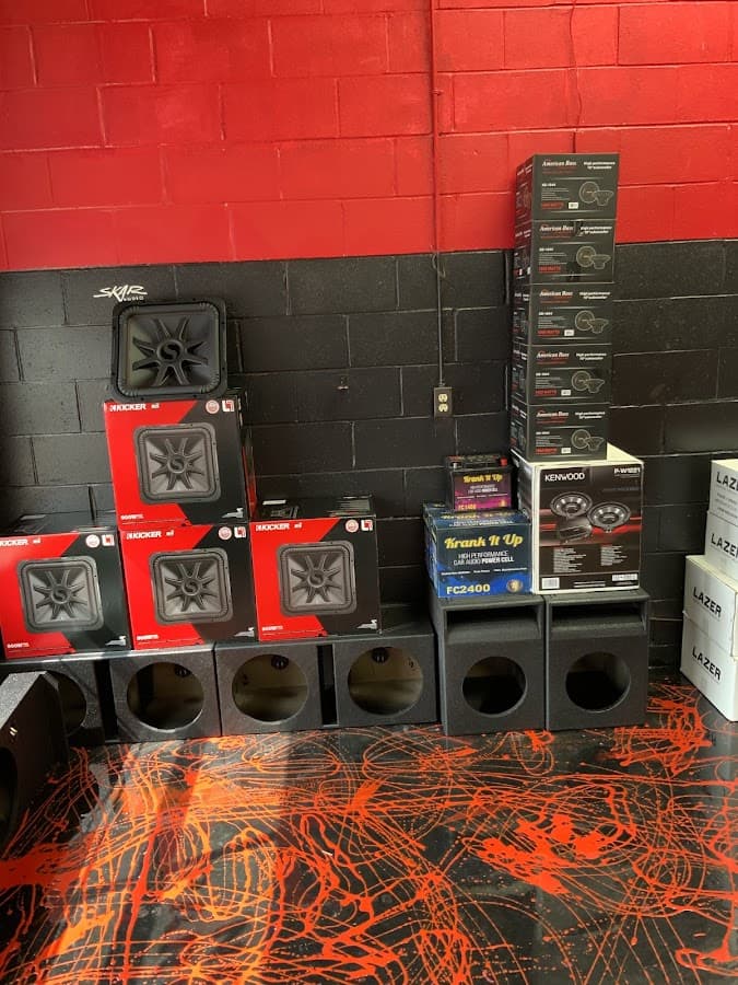 Wale's Audio and Window Tinting image 7