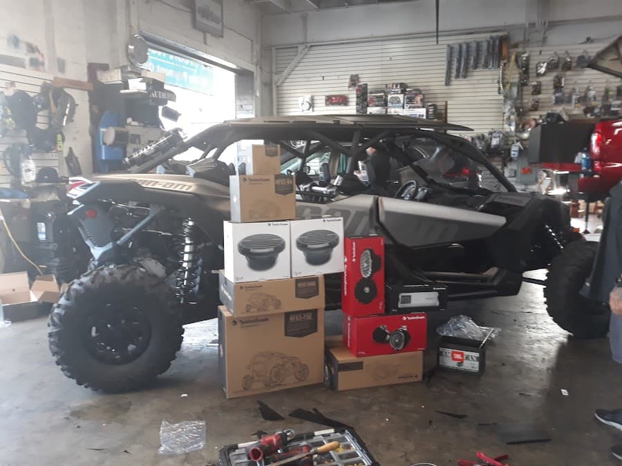 59th Broadway Customs image 9