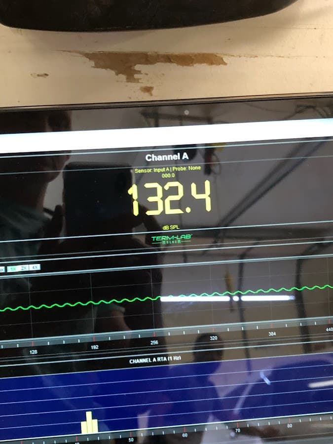 Custom Car Stereo car audio shop in Owensboro, Kentucky photo 4