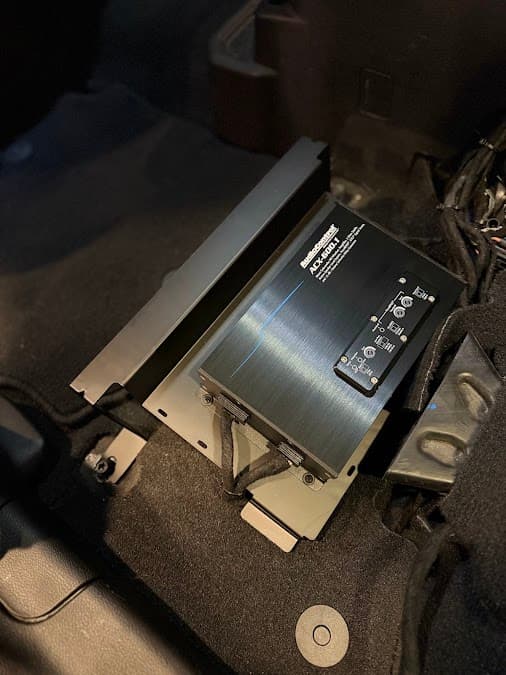 559 Car Stereo & Alarm image 10