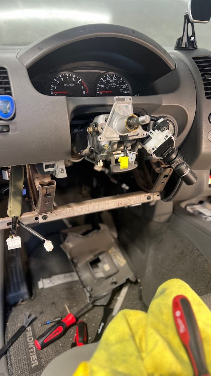 JR DISTRIBUTIONS image 4