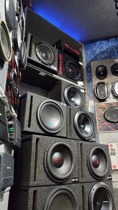 McCain Audio car audio shop in Farmington, New Mexico photo 5