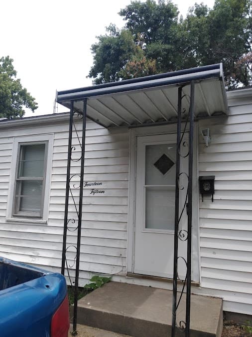 LeeTronics Car Audio image 5