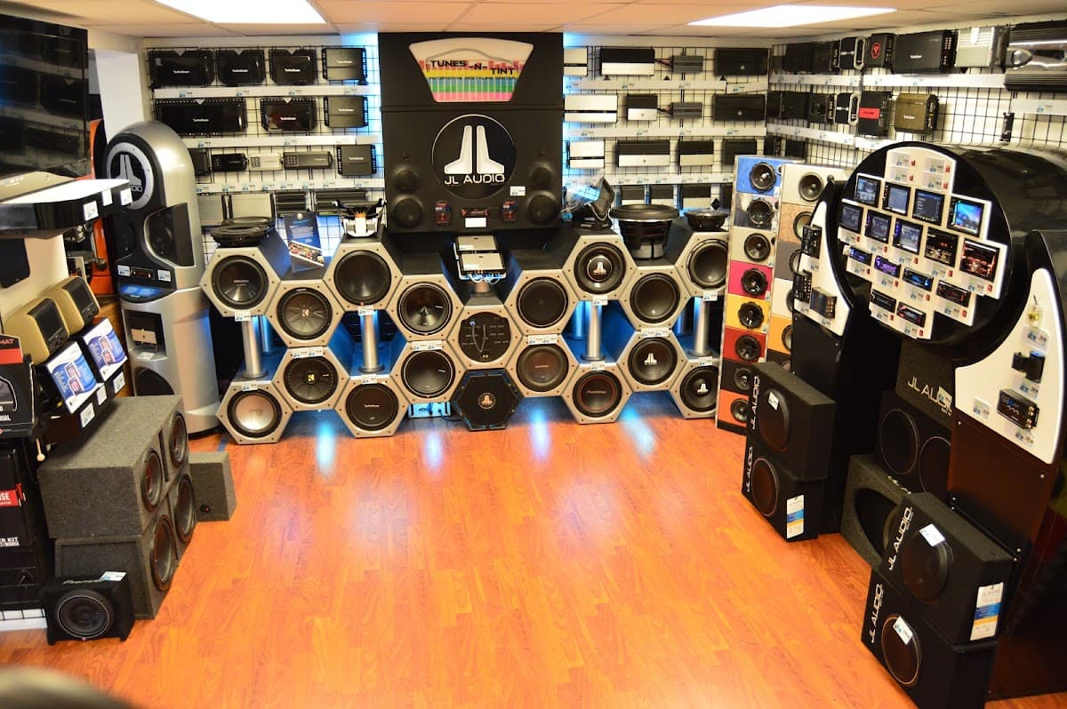 Tunes-N-Tint image 6