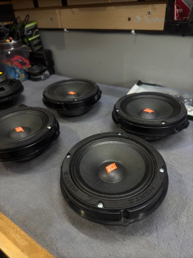 Xochilt Car Audio image 9