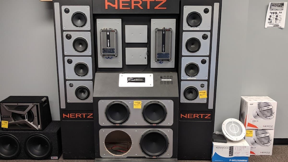 Dashboard Electronics car audio shop in Sioux Falls, South Dakota photo 9