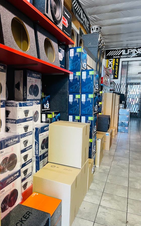 Audio 1 One car audio shop in West Valley City, Utah photo 2