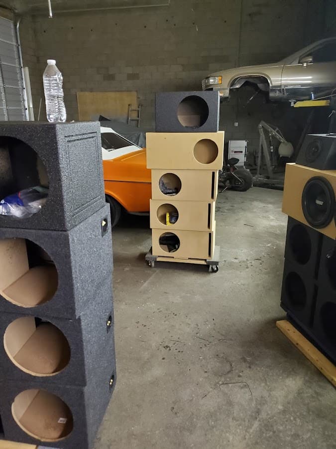 The perfect beat 505 car audio shop in Albuquerque, New Mexico photo 10