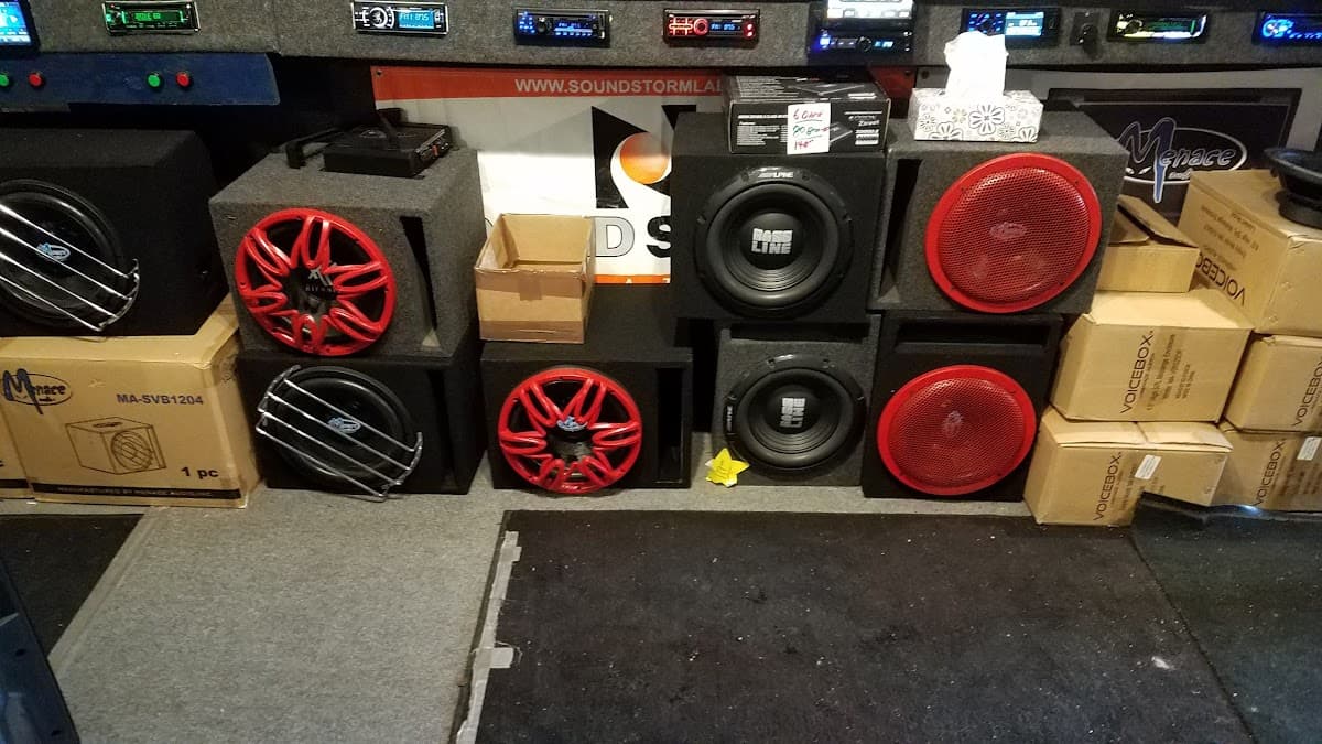 Jake's Discount Car Stereo car audio shop in Reading, Pennsylvania photo 3