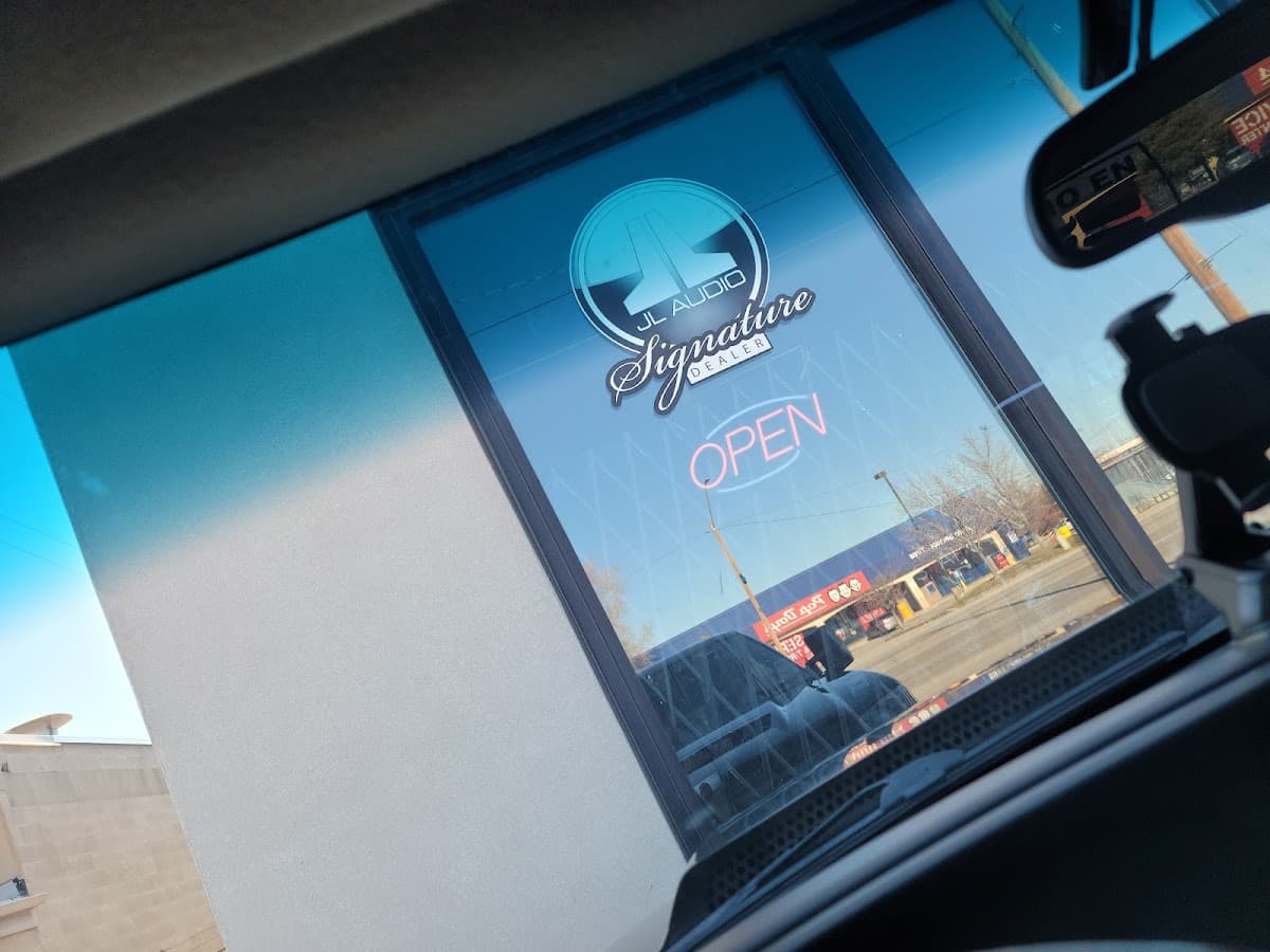 Audio 1 One car audio shop in West Valley City, Utah photo 3